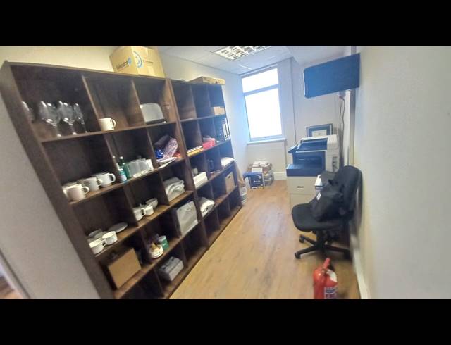 115M² OFFICE TO LET IN CENTURY CITY